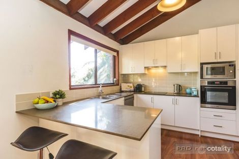 Property photo of 37 Holly Circuit New Lambton Heights NSW 2305