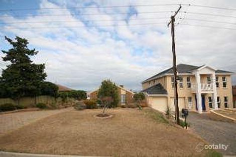 7 Kallamurra St, Hallett Cove, SA 5158