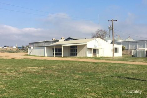 40 Bomen Rd, Bomen, NSW 2650