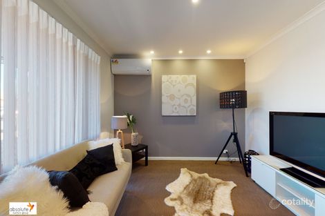 Property photo of 13 Killaloe Place Waterford WA 6152