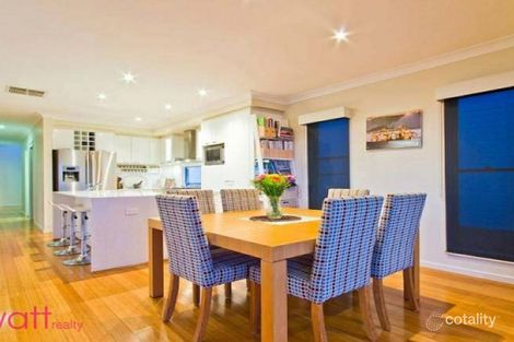 Property photo of 17 Chaseley Street Nudgee Beach QLD 4014