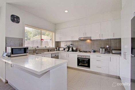 Property photo of 12 Autumn Way Kilsyth VIC 3137
