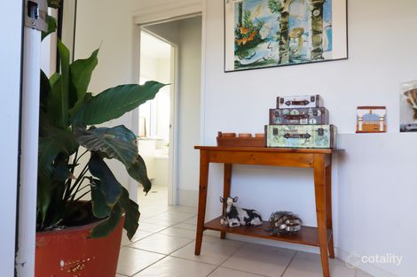 Property photo of 1/10 Beachside Court Toogoom QLD 4655