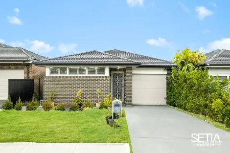 Property photo of 7 Felicity Crescent Grantham Farm NSW 2765