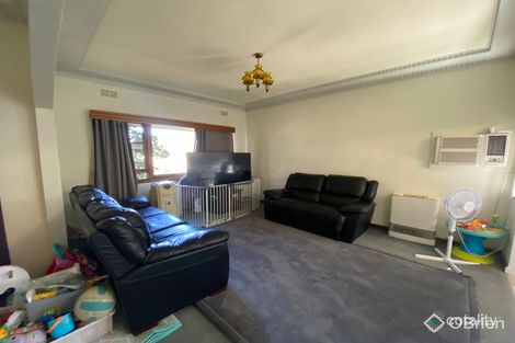 Property photo of 10 Tilson Grove Wangaratta VIC 3677