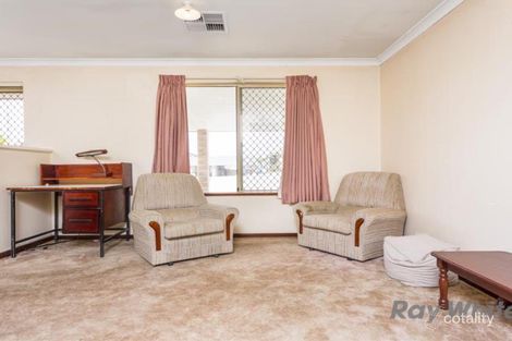 Property photo of 14 Gilbertson Road Kardinya WA 6163