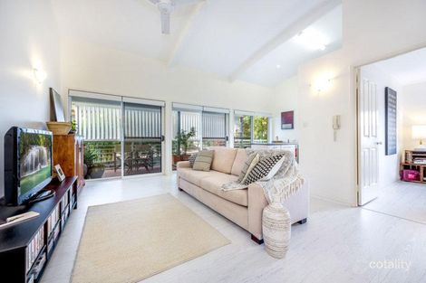 Property photo of 17/26 Yamboyna Street Manly QLD 4179