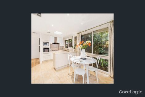 Property photo of 2 Burramine Road Glen Waverley VIC 3150