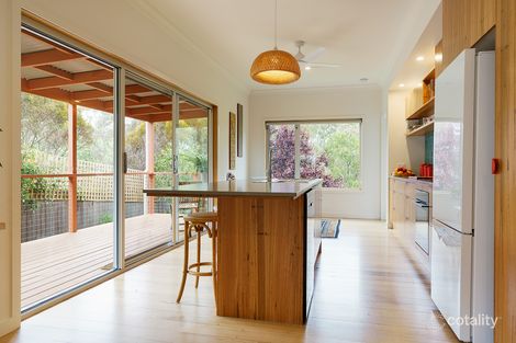 Property photo of 12 Douglas Crescent Castlemaine VIC 3450