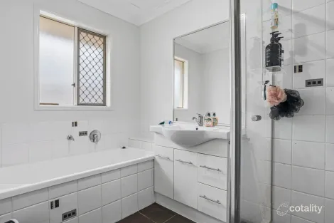 Property photo of 12 Riveroak Way Sippy Downs QLD 4556