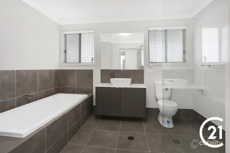 Property photo of 10 Pimlico Street Box Hill NSW 2765