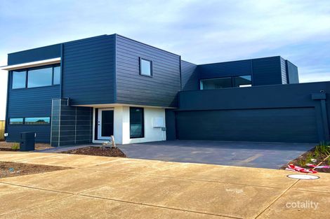 136 Merindah Bvd, Deanside, VIC 3336