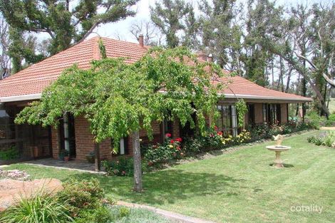 430 Coombs Rd, Kinglake West, VIC 3757