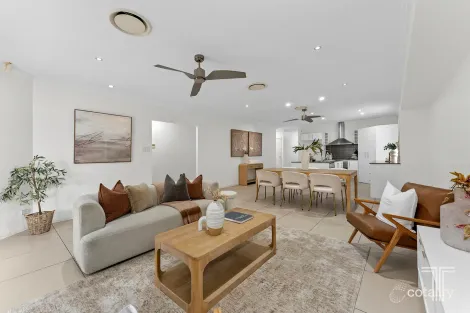 61 Williams St, Wakerley, QLD 4154