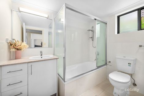 Property photo of 1/2 Riverton Street Clayfield QLD 4011
