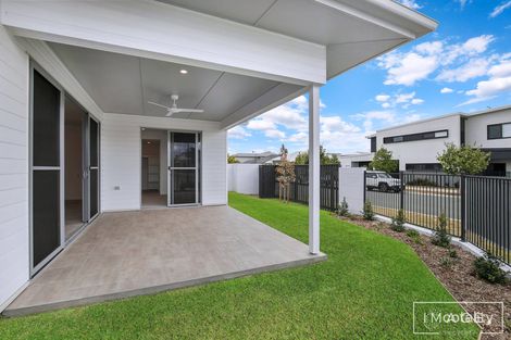 Property photo of 2 Captain Avenue Newport QLD 4020