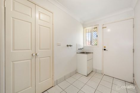 Property photo of 5 Kensington Place Bridgeman Downs QLD 4035