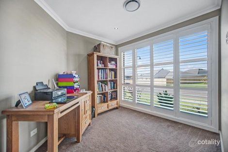 Property photo of 33 Skimmer Street Chisholm NSW 2322