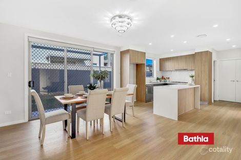 Property photo of 24 Mudiman Glade Riverstone NSW 2765