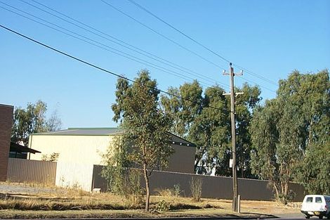 2 Carney Rd, Welshpool, WA 6106