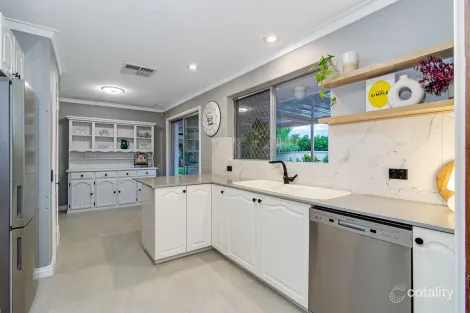 Property photo of 6 Parkway Warwick WA 6024