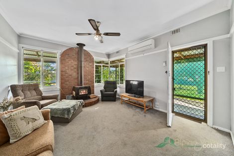 Property photo of 24 Simmonds Street Mount Beauty VIC 3699