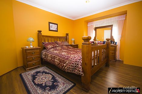 Property photo of 35 Coolamon Boulevard Ellenbrook WA 6069