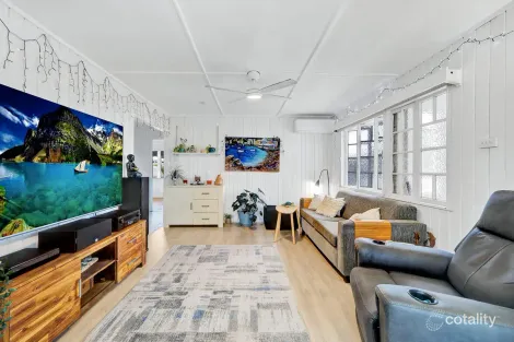 Property photo of 53 Moreton Street Toogoom QLD 4655