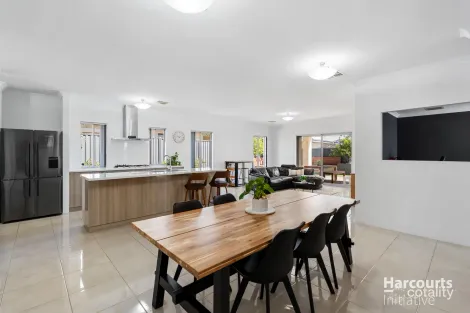 Property photo of 4 Farina Street Aveley WA 6069