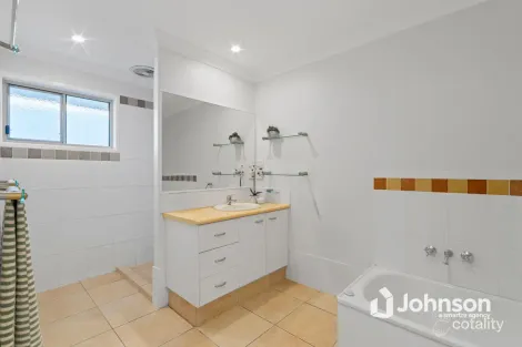 Property photo of 14 Murdock Place Wakerley QLD 4154