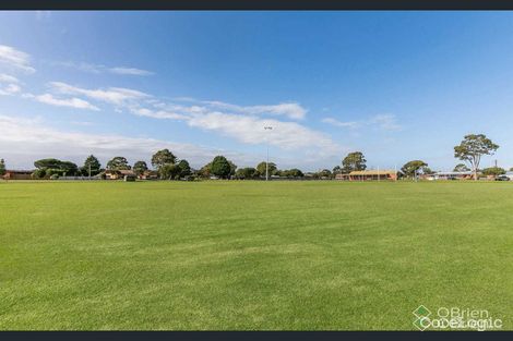 Property photo of 19 Coolgardie Street Frankston North VIC 3200