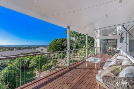 Property photo of 21 Island Drive Cannonvale QLD 4802