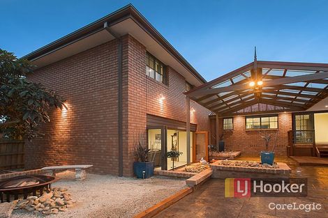 Property photo of 10 Tanya Court Rowville VIC 3178