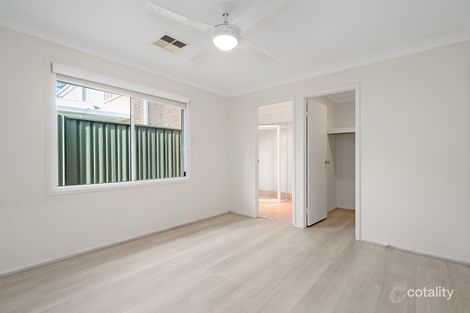 Property photo of 12 Wallcliffe Court Wattle Grove NSW 2173