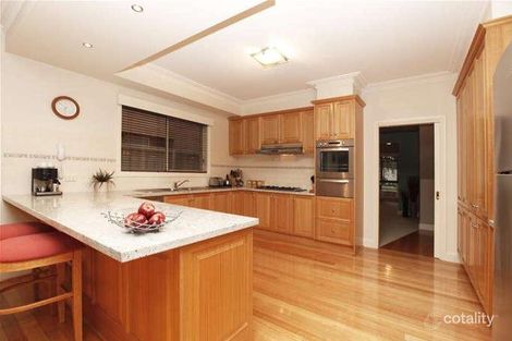 Property photo of 12 Boadle Road Bundoora VIC 3083