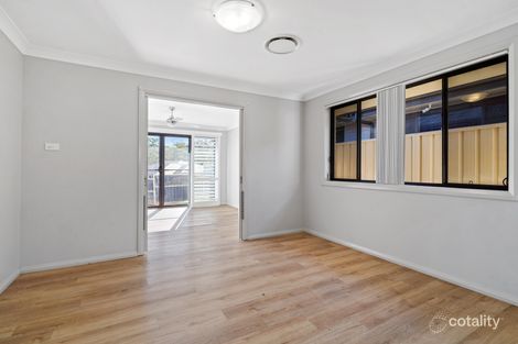 Property photo of 68 Araminta Chase Cameron Park NSW 2285