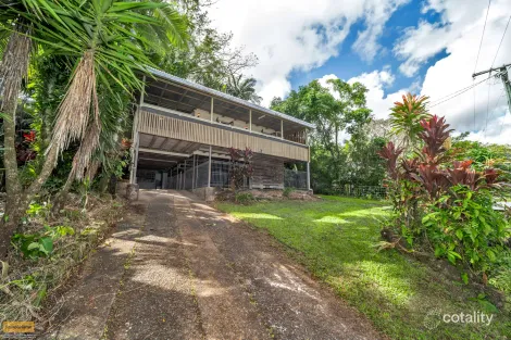 Property photo of 47 Coronation Drive East Innisfail QLD 4860