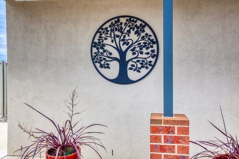 Property photo of 26 Inwood Crescent Wodonga VIC 3690