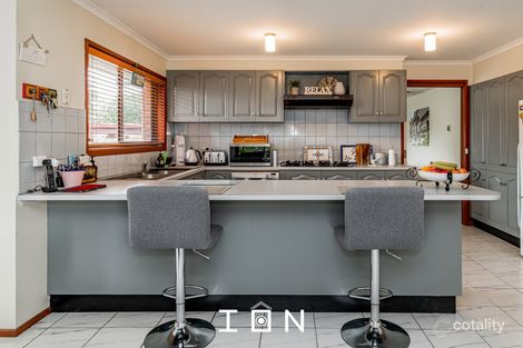 Property photo of 6 Falcon Court Carrum Downs VIC 3201