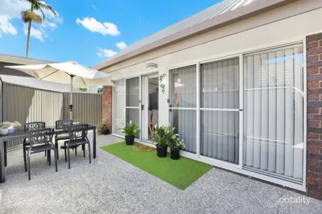 Property photo of 28 Ocean View Avenue Mooloolaba QLD 4557