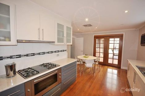 Property photo of 4 Bladen Place Gladstone Park VIC 3043
