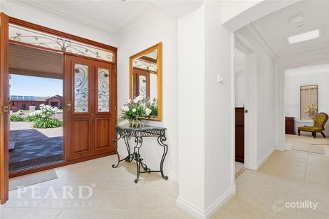 Property photo of 13 Hovea Avenue Sorrento WA 6020