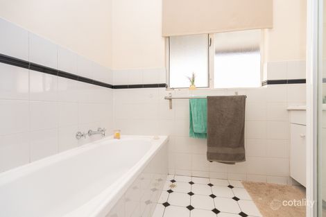 Property photo of 1 Kooline Crescent Gilles Plains SA 5086