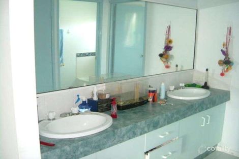 Property photo of 16 Markham Court Kepnock QLD 4670