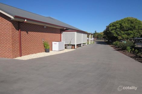 Property photo of 2 Derby Close Scone NSW 2337