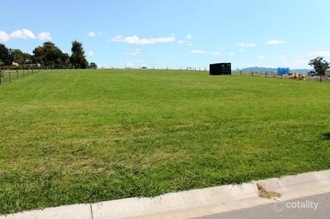 5 Gwen Meredith Dr, Bunyip, VIC 3815