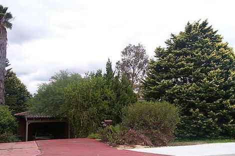 22 Abingdon Rd, Swan View, WA 6056