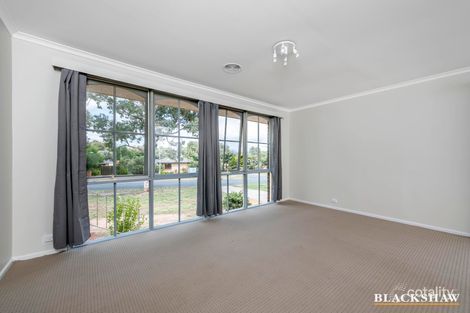 Property photo of 71 Fincham Crescent Wanniassa ACT 2903