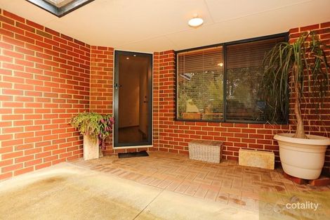 Property photo of 2 Azalea Court Dwellingup WA 6213