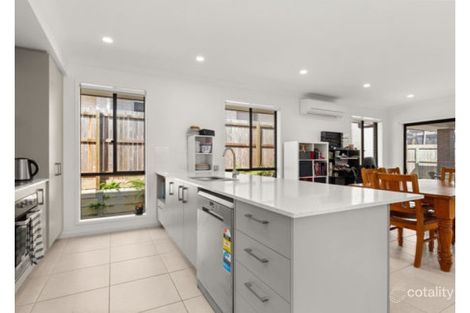 Property photo of 12 Robin Street Morayfield QLD 4506